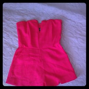 REPOSH 😍 Nastygal romper coral color